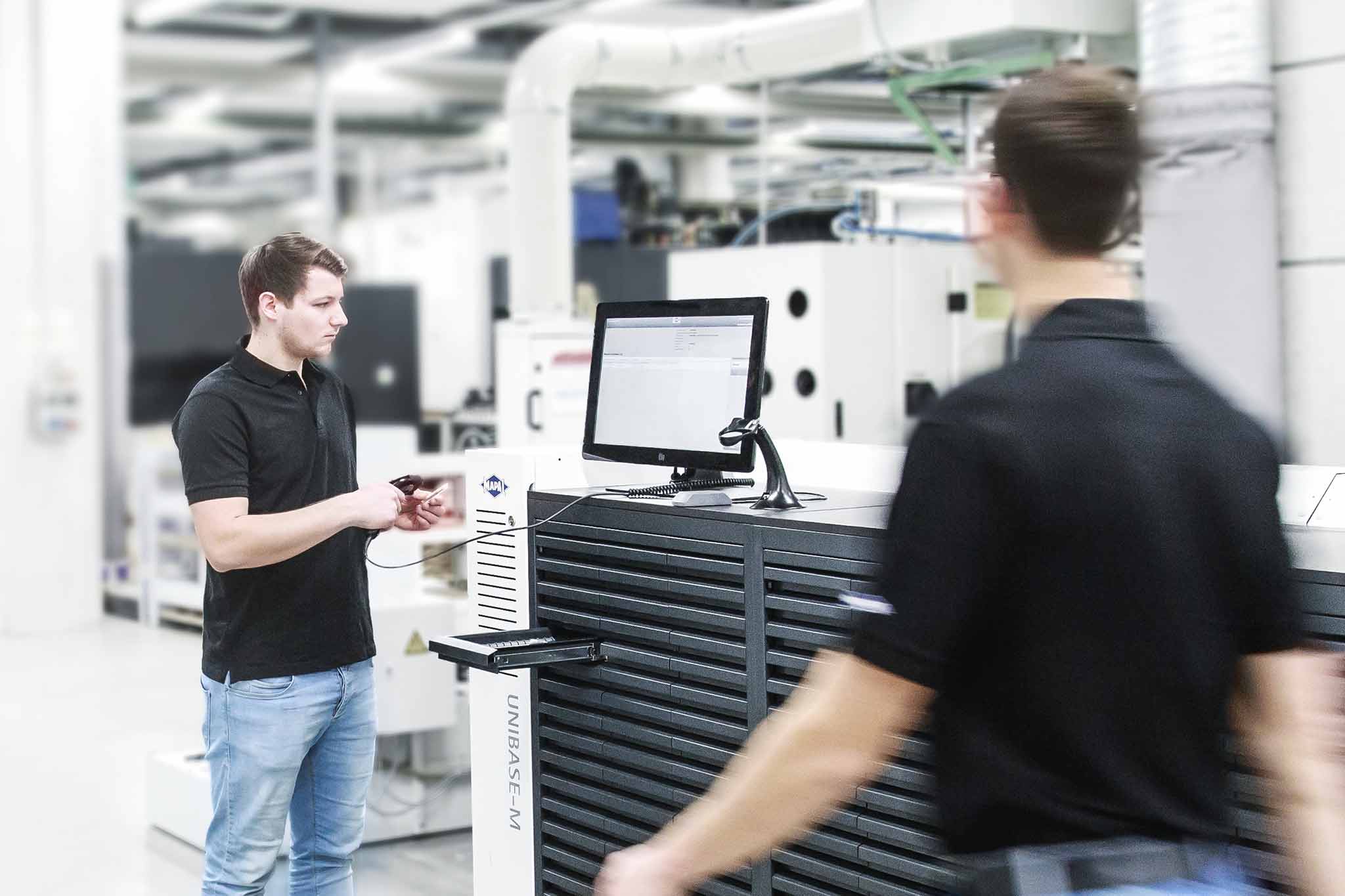 Die Logistikexperten von MAPAL helfen dabei, finanzielle Spielräume durch intelligente Logistik zu erschließen.