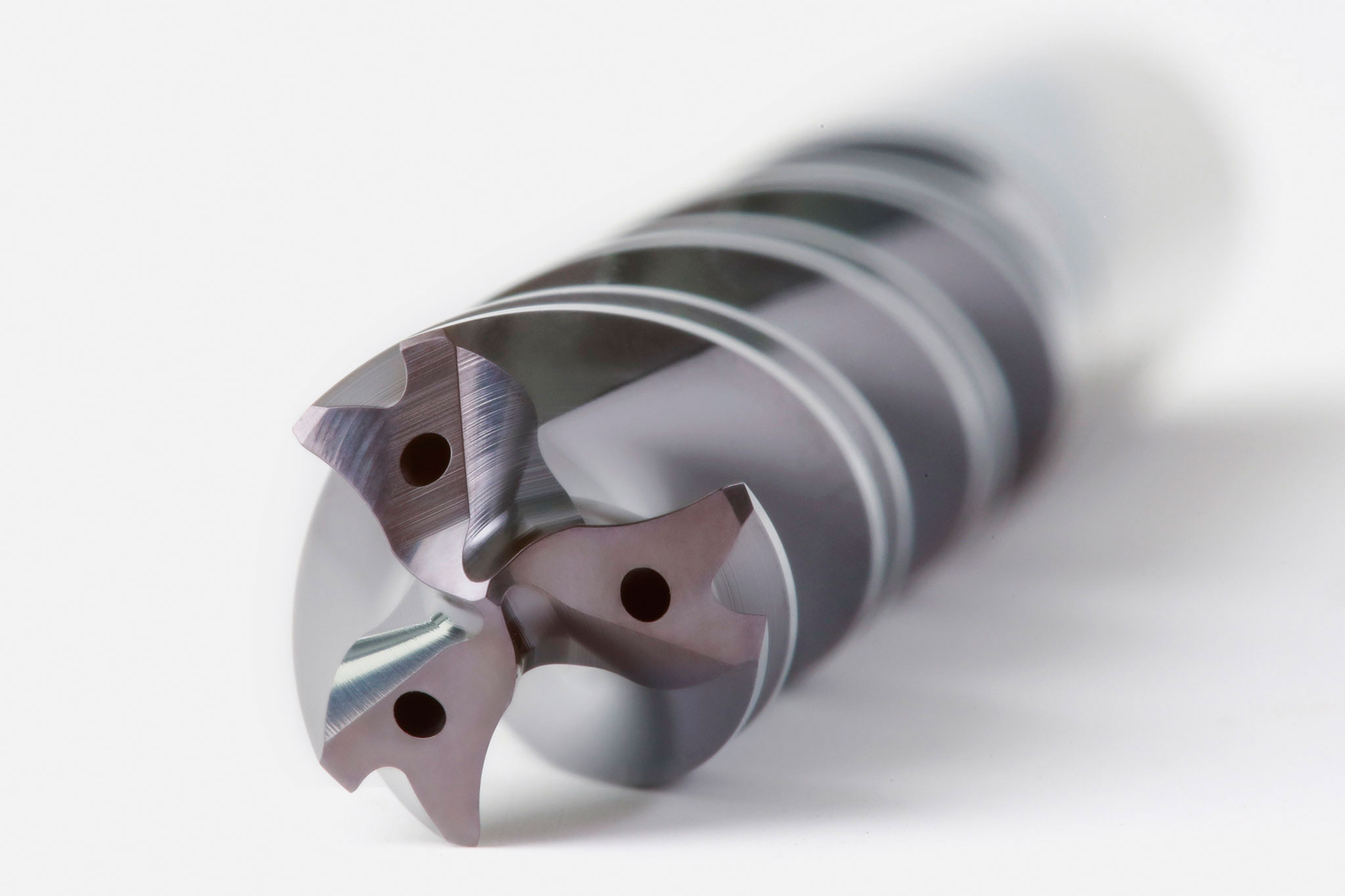 Drilling and reaming in one operation with the Tritan-Drill-Reamer from MAPAL.