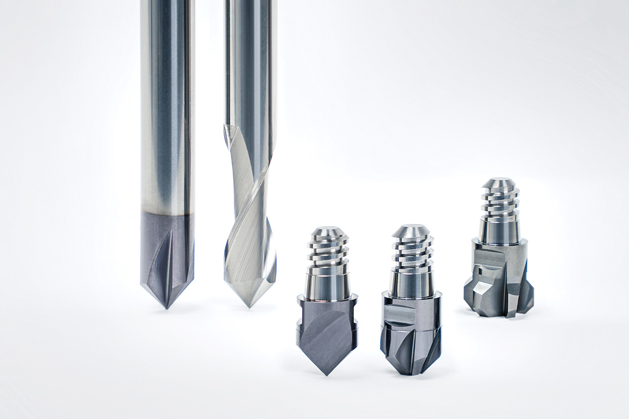 An overview from the MAPAL product range of milling cutters for chamfering, deburring and boring milling.