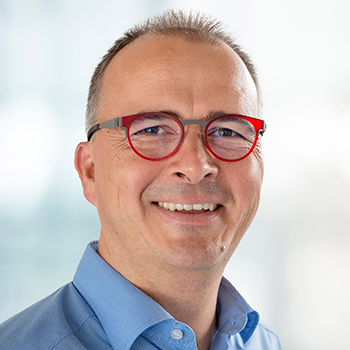 Matthias Winter from the Automotive Market Segment Management at MAPAL.