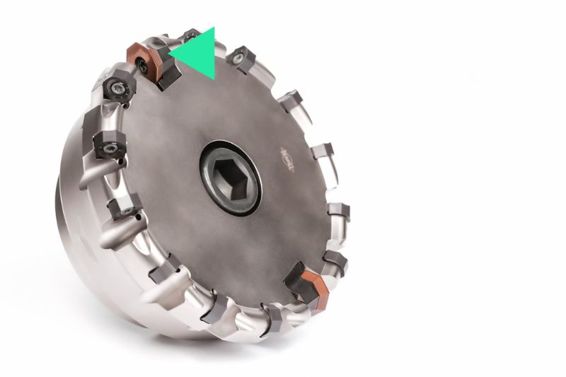 Photo of the Neomill-16 finish with adjustable finishing blades.