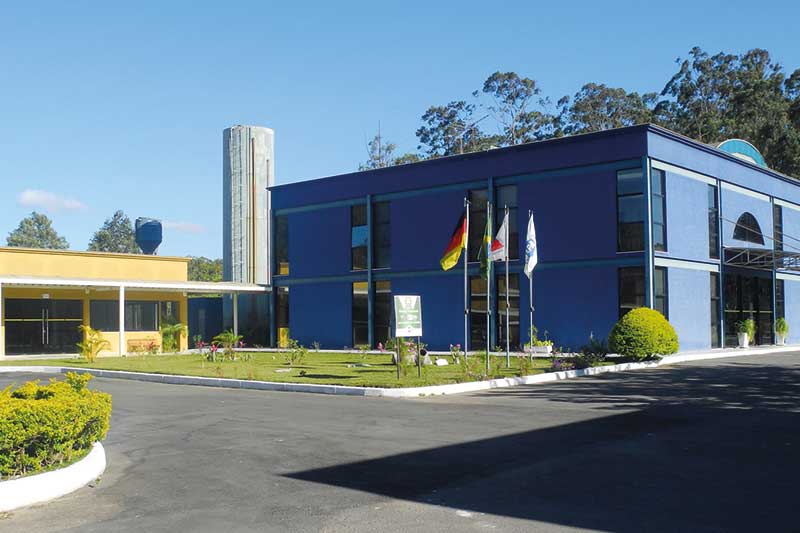 The picture shows the headquarters of MAPAL do Brasil.