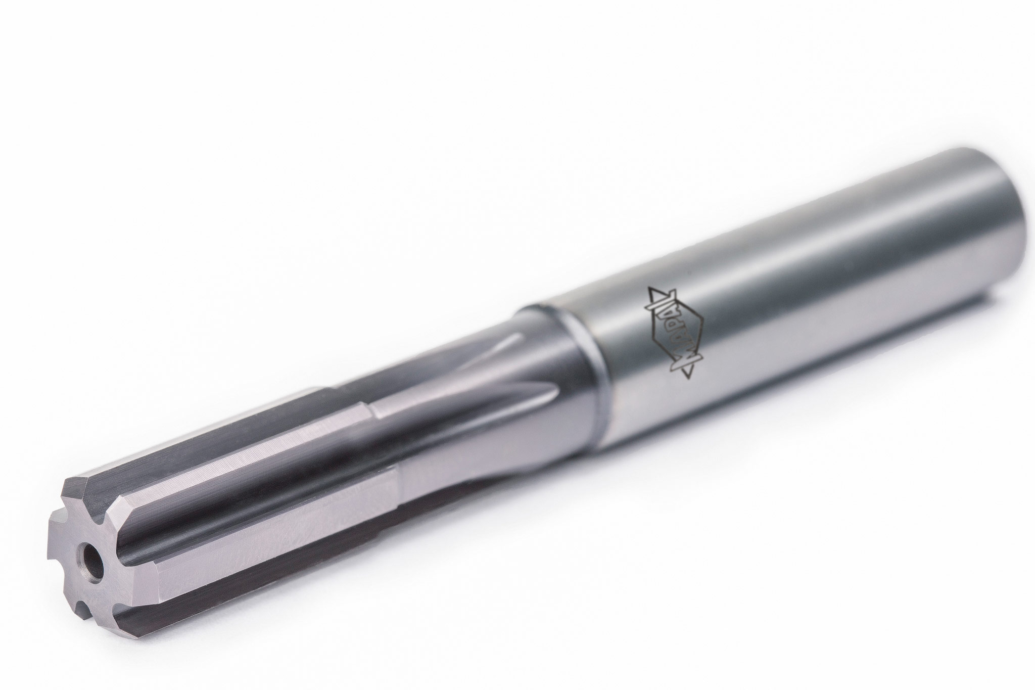 The high-performance reamer FixReam Short Plus from MAPAL in side view.