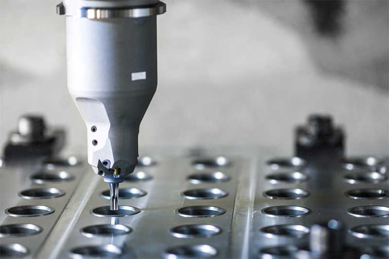 Tool on the machine when machining valve seats with HNHX indexable inserts