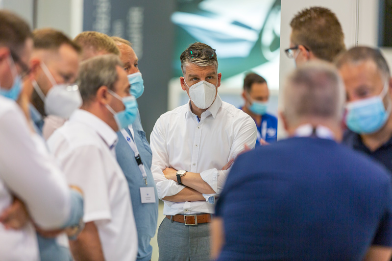 Dr. Jochen Kress, president of the MAPAL Group, is talking with customers of the die and mould industry.