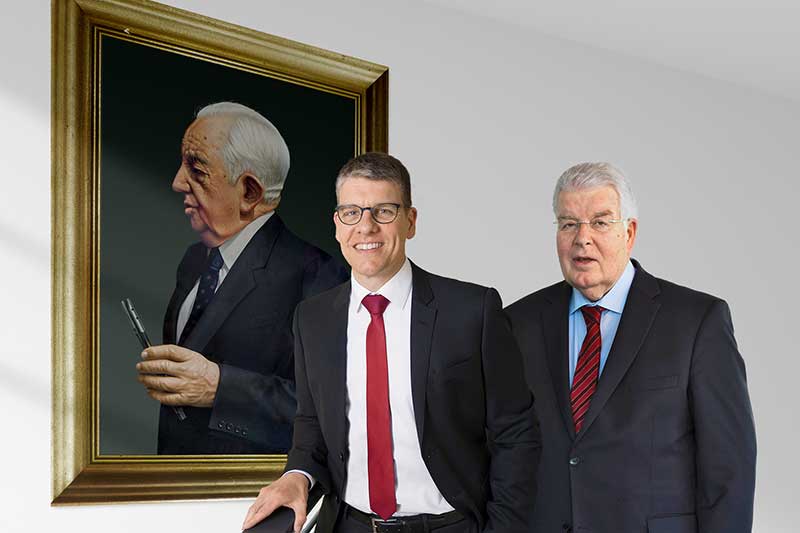 Three generations of the Kress family are shown in the picture: Dr Georg Kress, Dr Jochen Kress and Dr Dieter Kress.