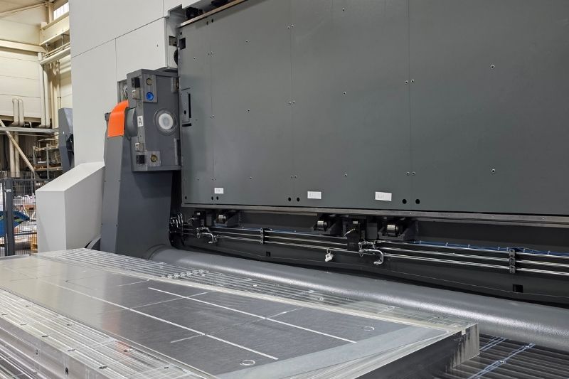 Shown in the picture is a special fixture used for machining the rear spar.