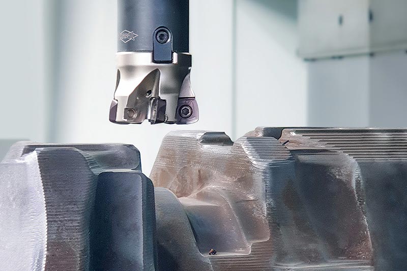 A NeoMill milling cutter from MAPAL is seen in the machine machining a mould.